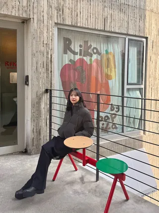언제까지 검정색만 입을 거야?🖤
이번 겨울엔 컬러로 분위기 바꿔볼 때☃️✨ 이미지