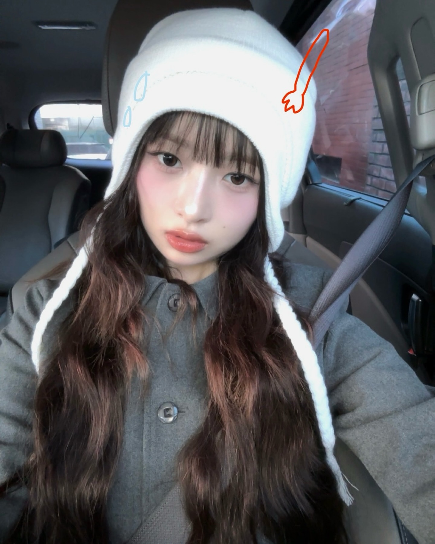 귀까지 포근하게 덮는 보닛햇🧶
겨울엔 귀엽고 따뜻하게 이렇게만 쓰자☃️🤍 이미지5