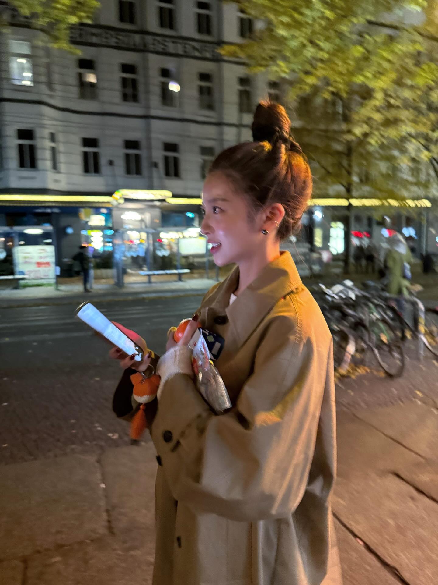 정전기 걱정 없는 똥머리 계절🤍
바람에도 흐트러지지 않는 내추럴 꾸안꾸 헤어스타일🌀✨ 이미지7