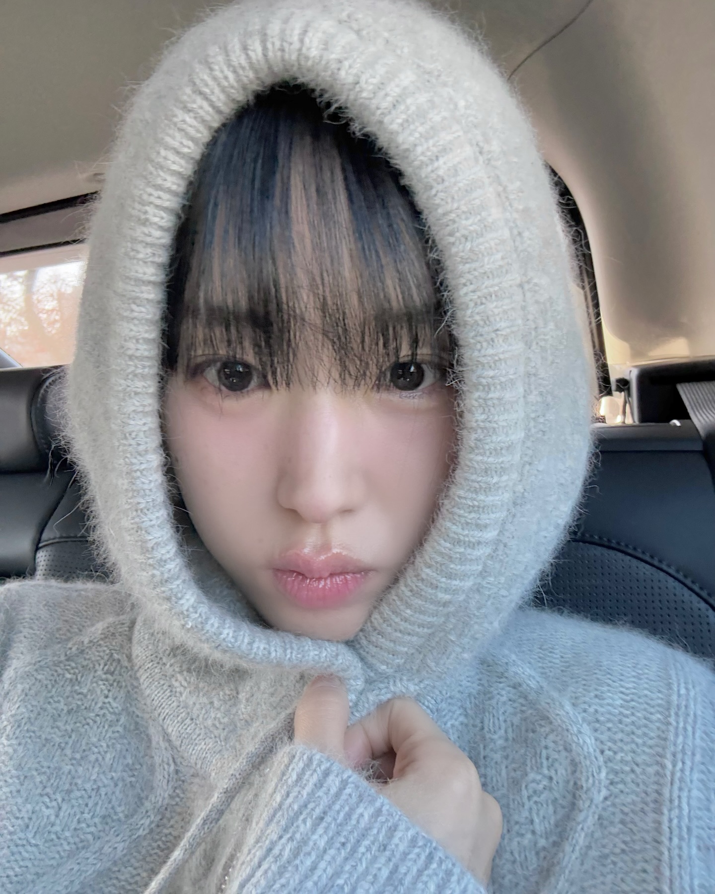 귀까지 포근하게 덮는 보닛햇🧶
겨울엔 귀엽고 따뜻하게 이렇게만 쓰자☃️🤍 이미지2