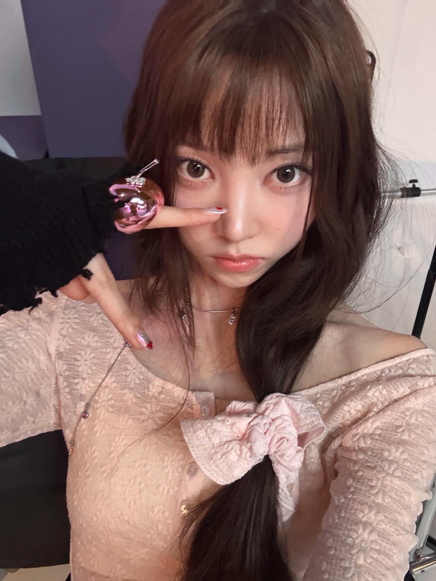 동안 얼굴 비결은 바로 앞머리💝
동안 페이스 갖고 싶다면 앞머리 하나로 끝😉✂️ 이미지6