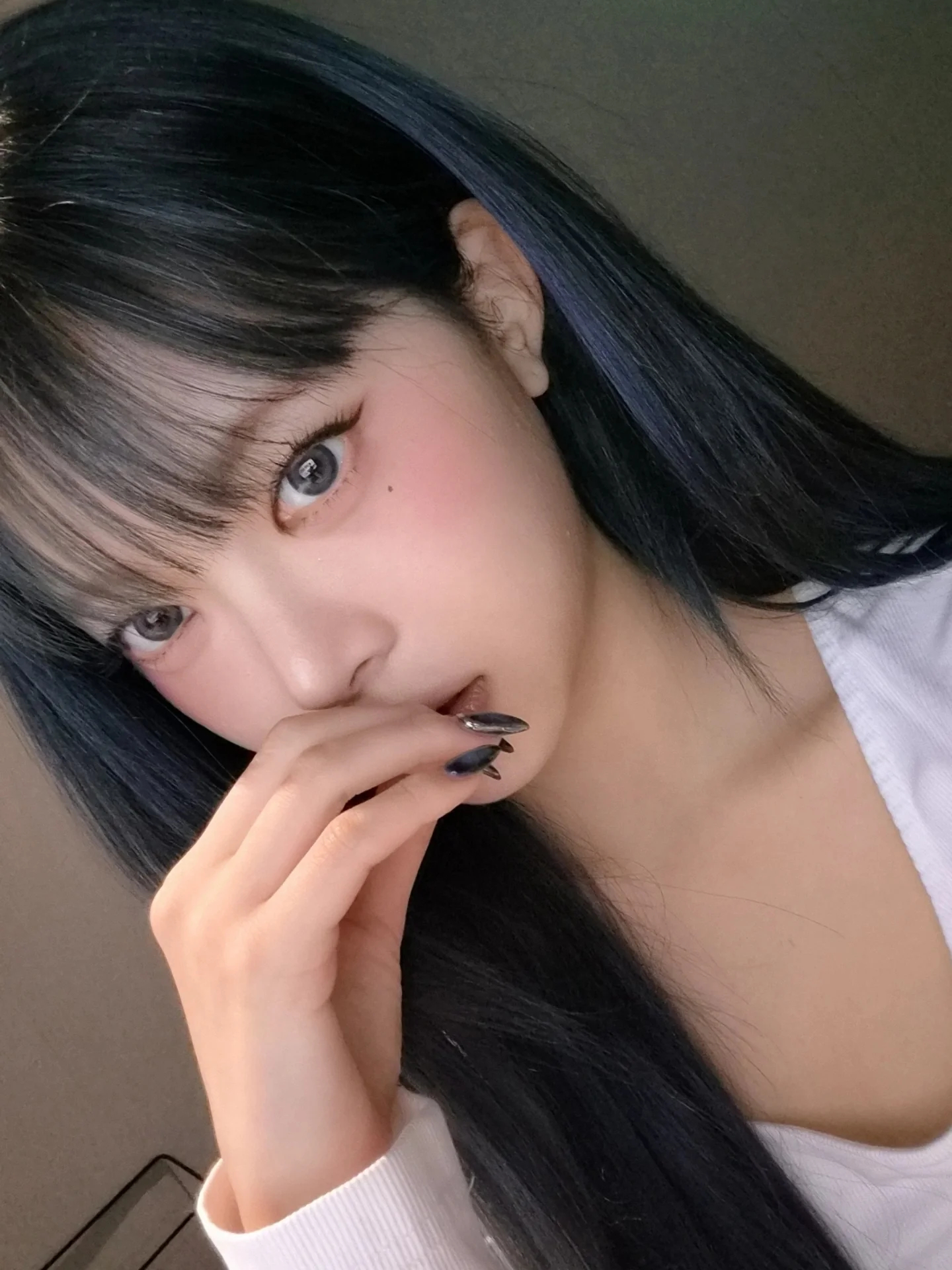 동안 얼굴 비결은 바로 앞머리💝
동안 페이스 갖고 싶다면 앞머리 하나로 끝😉✂️ 이미지4