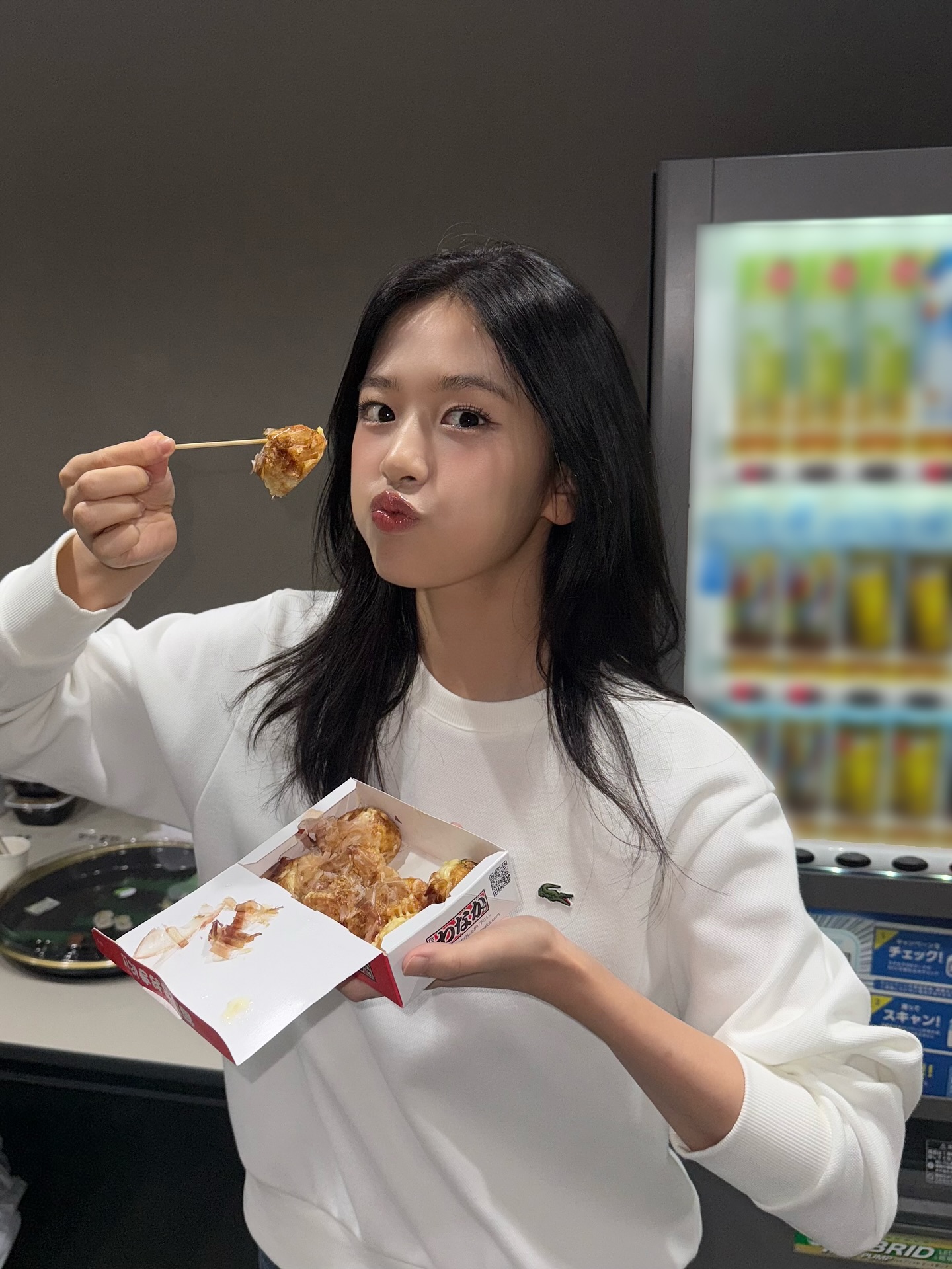 현시점 입기 좋은 무지 맨투맨🪄
단독으로도, 레이어드로도 활용 가능한 만능 맨투맨 충분🩶🖤 이미지3