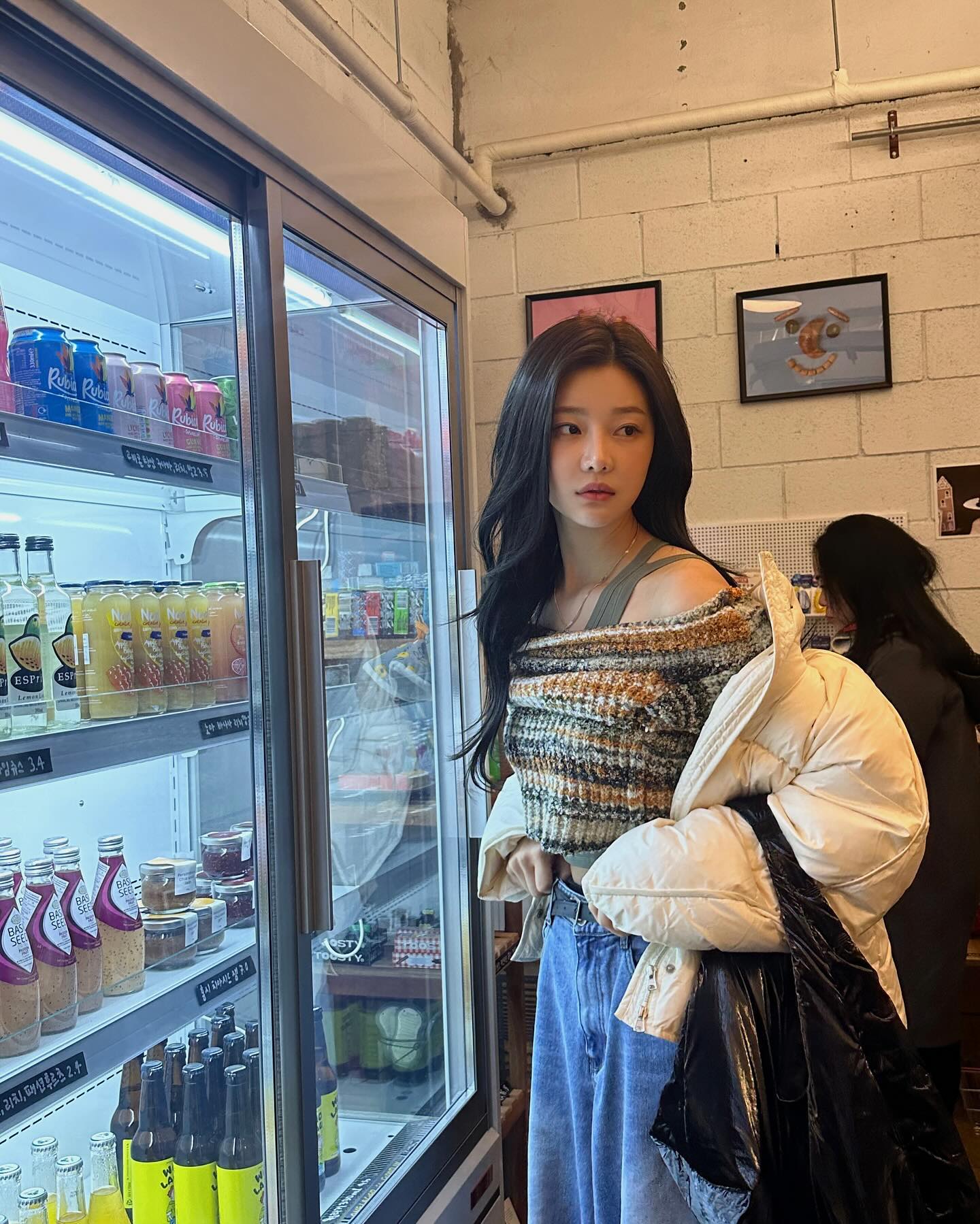 썸남도 반하는 오픈숄더 니트💘
데이트부터 연말 파티까지 여리여리한 오픈숄더 니트로 쭉🧶🤍 이미지3