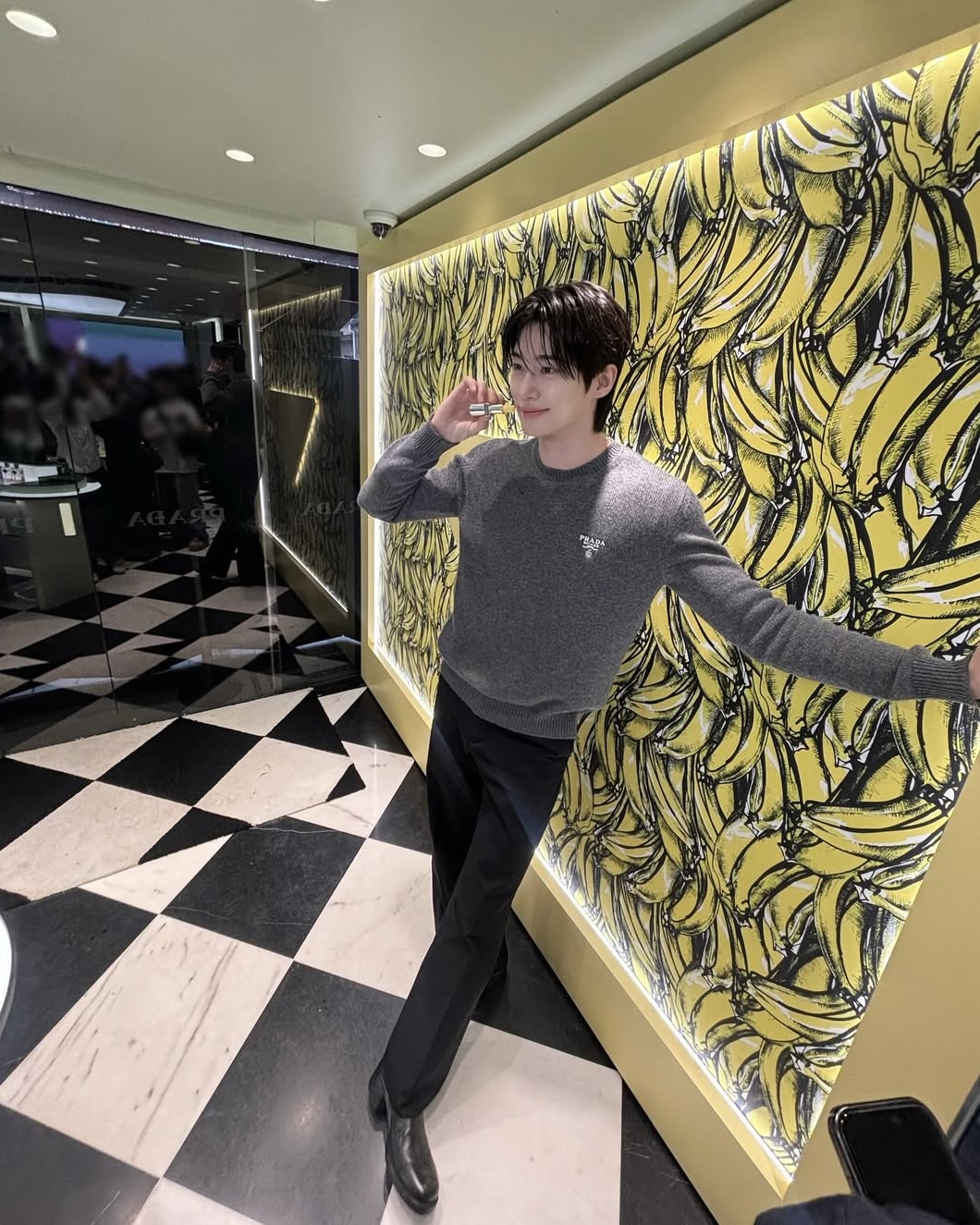 담백한 회색니트로🧶 이미지5