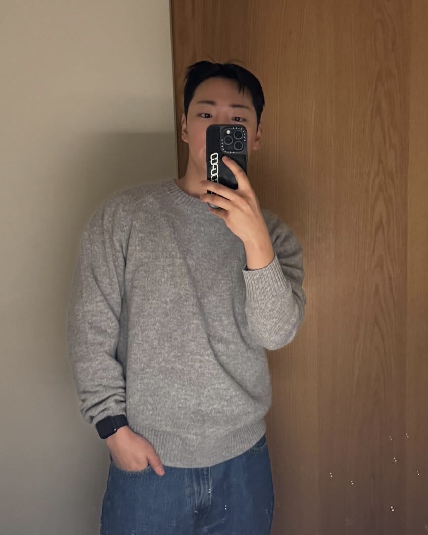 담백한 회색니트로🧶 이미지3