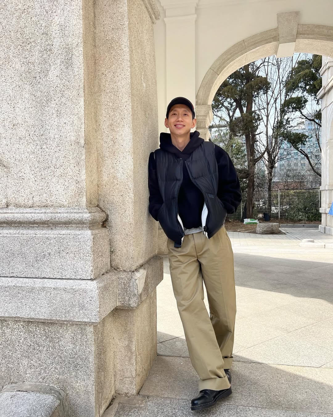 패딩조끼 걸치기 좋을 때☕️ 이미지4