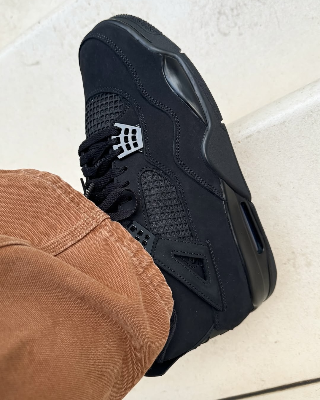 스우시로 돌아온 조던4 블랙캣🐈‍⬛ 이미지2