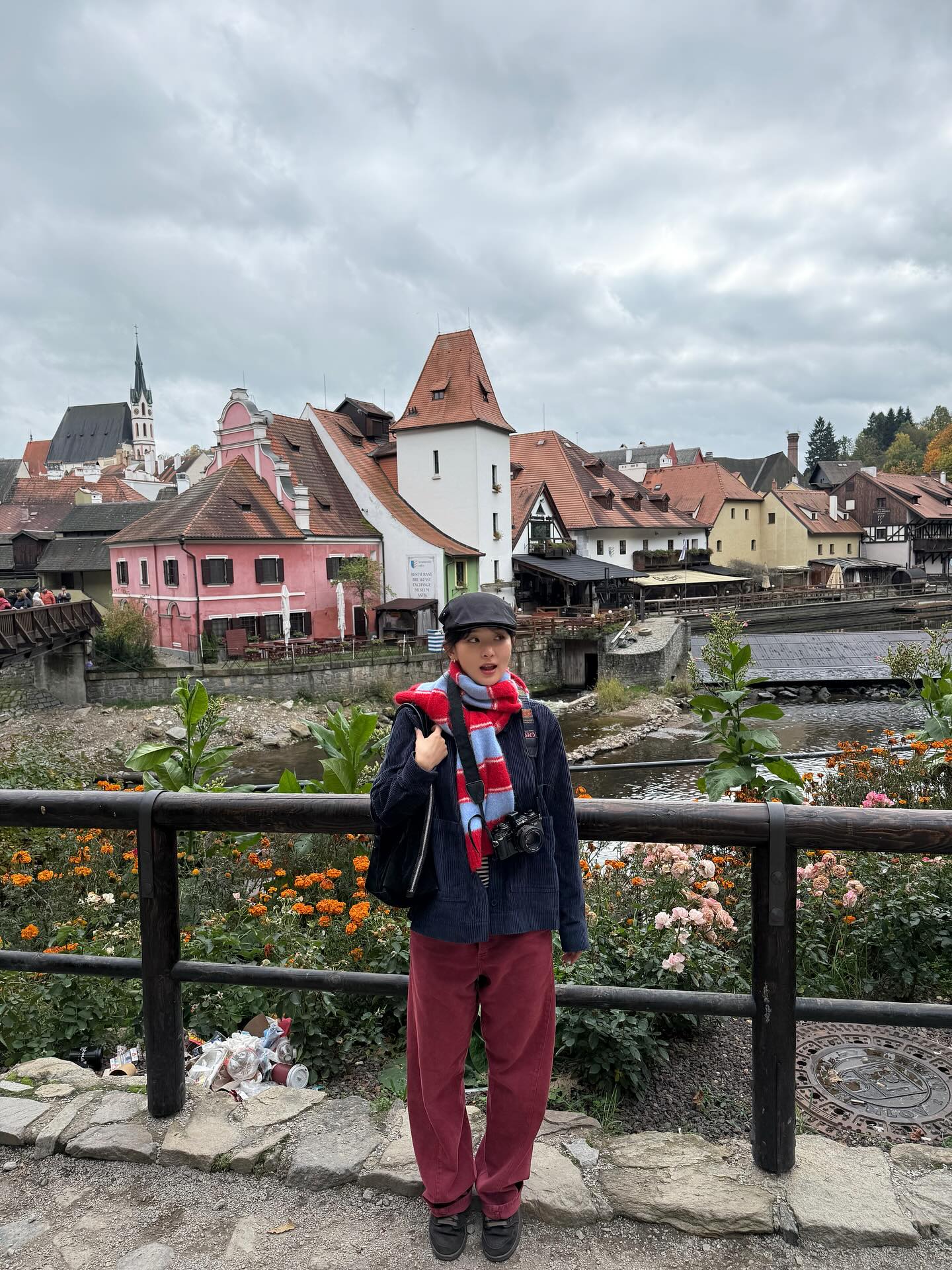 볼캡 질리면 꺼내드는 헌팅캡🖤
묶거나 풀어도 매력 포인트 확실✨🎶헌팅캡으로 무드 바꾸자 이미지6