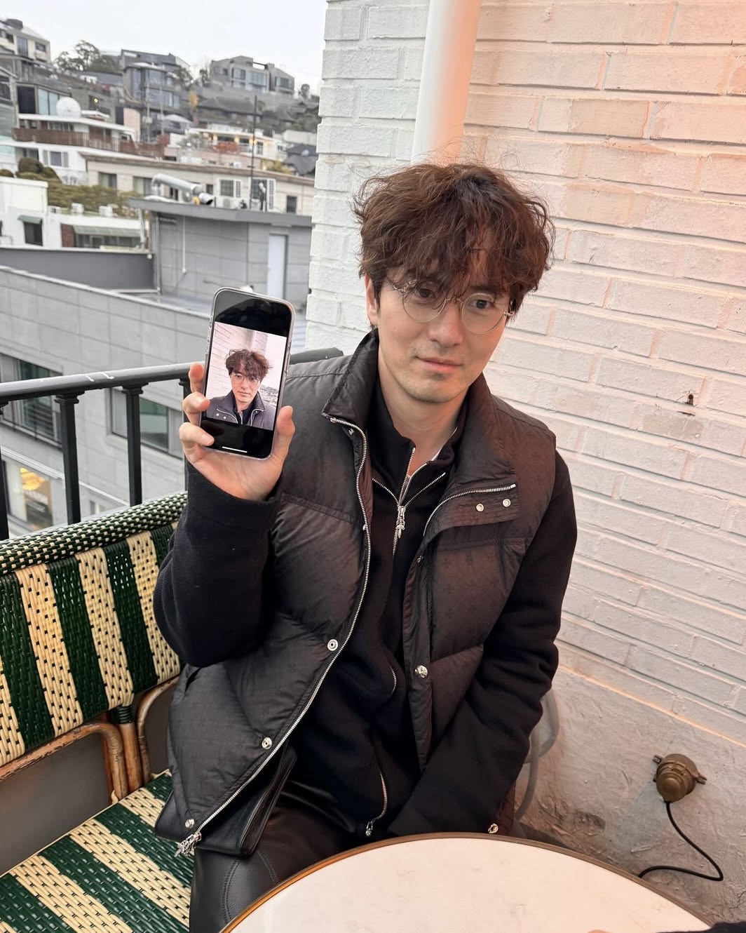 패딩조끼 걸치기 좋을 때☕️ 이미지6