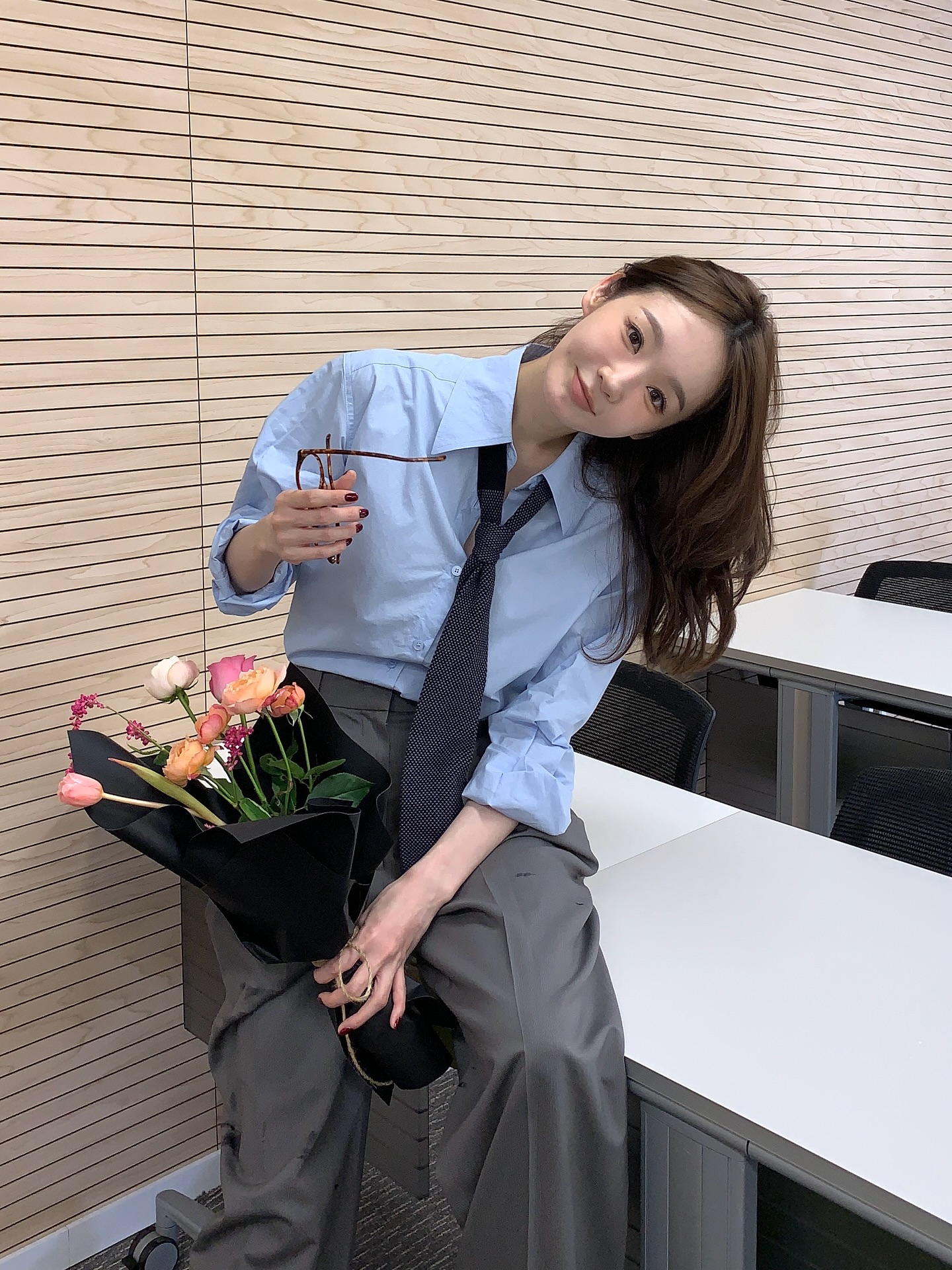 사계절 내내 손이 가는 셔츠👔
니트나 블레이저에 활용하기 좋은 데일리 필수템🍁🤎 이미지7