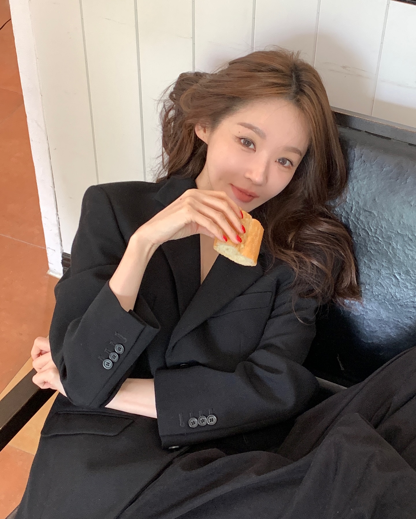 밍키언니 네일 너무 예쁘잖아?💅
11월부터 내년까지 할 컬러 여기서 다 골랐다😆💓 이미지3