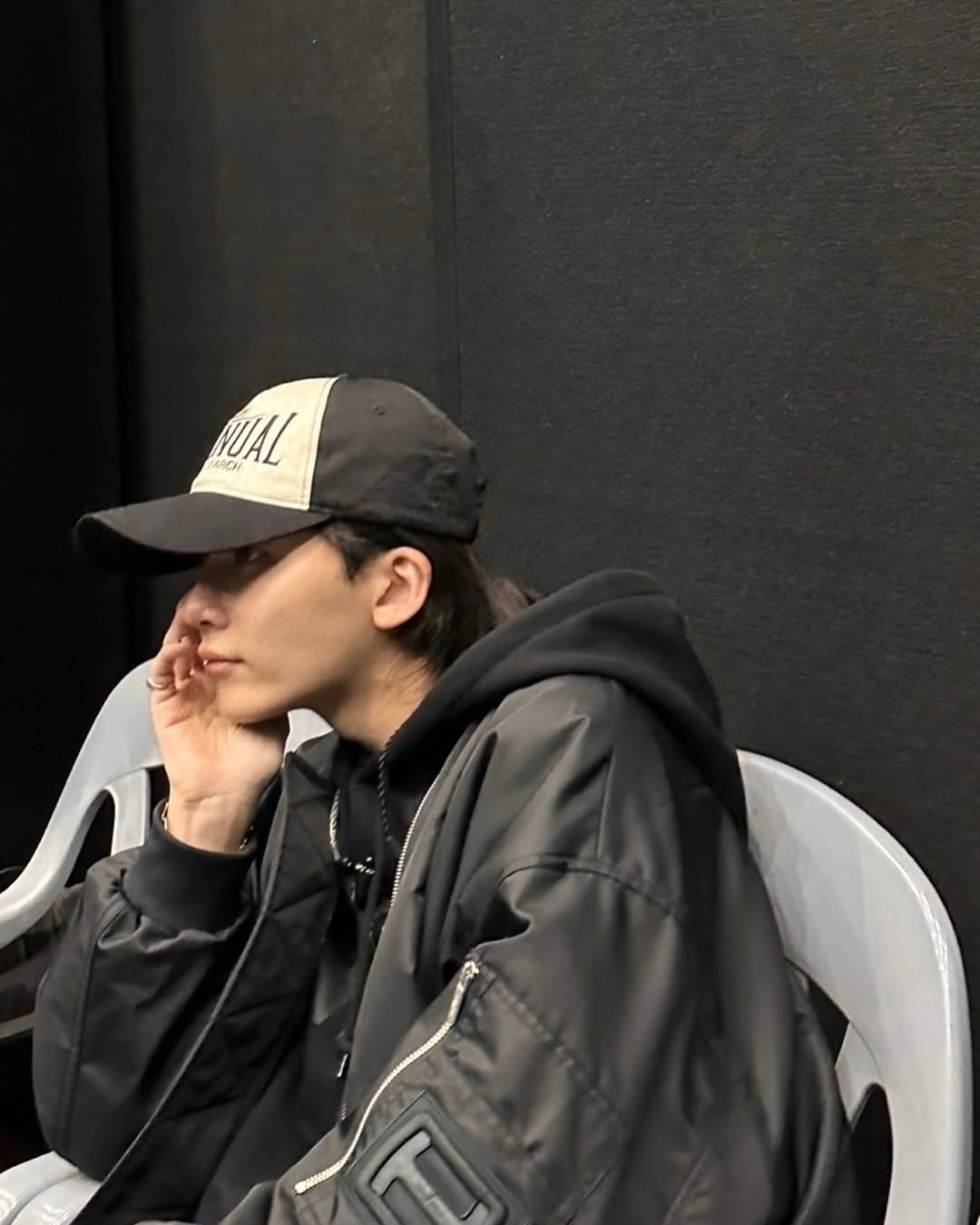 심플한 블랙 항공점퍼🛩️ 이미지3