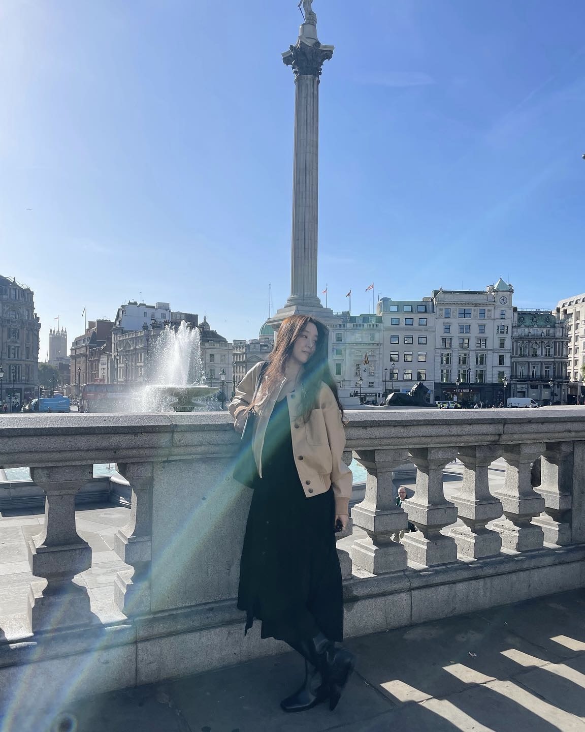 겨울에 주구장창 입을 블랙 롱스커트❄️
어디에나 입기 편한 블랙 롱스커트 출근룩으로 딱이야🐈⬛💼 이미지1