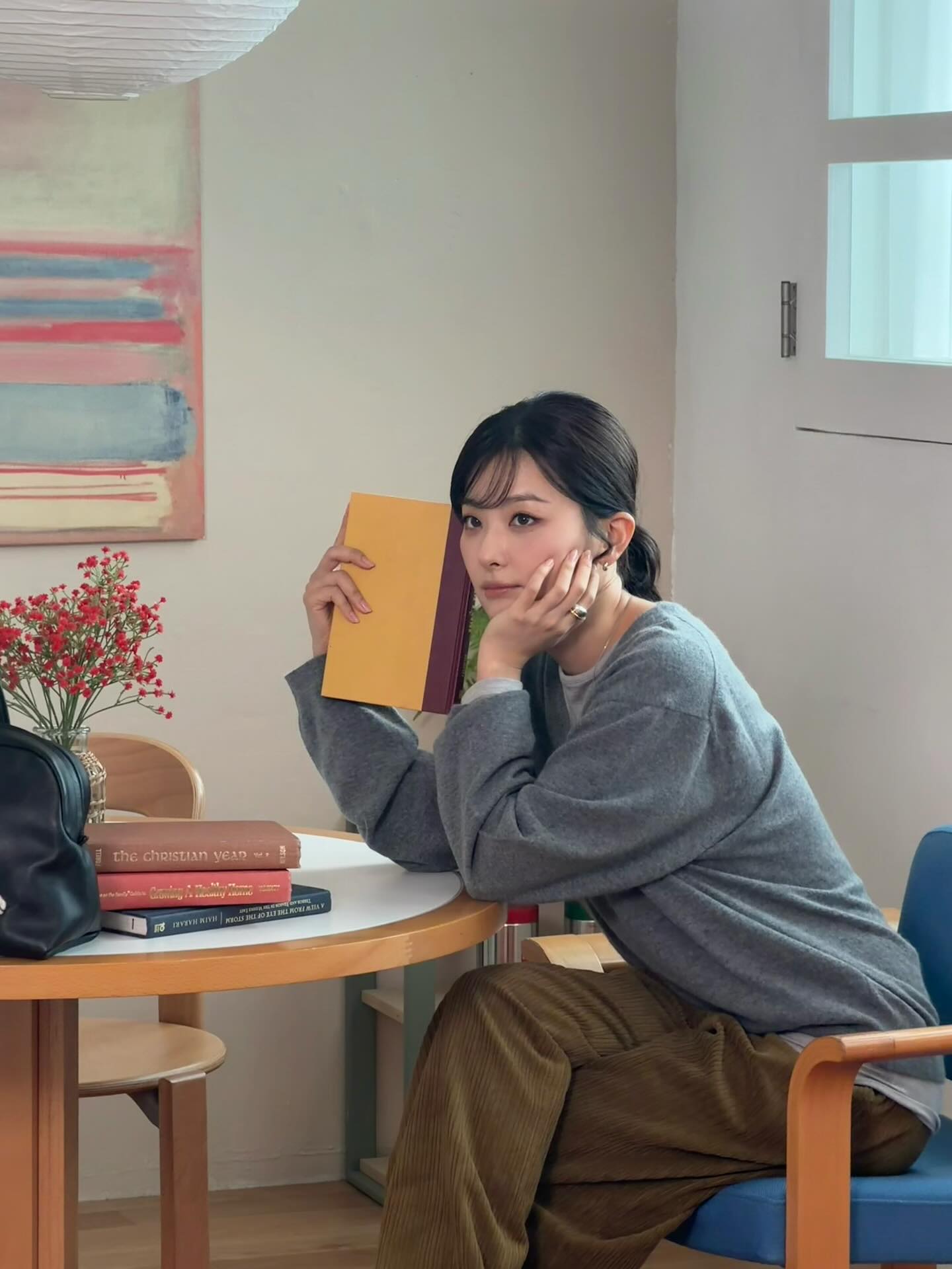 얼굴 소멸 앞머리 헤어?👀
얼굴 작아 보이게 만드는 깻잎머리 진짜 고능하다💓 이미지7