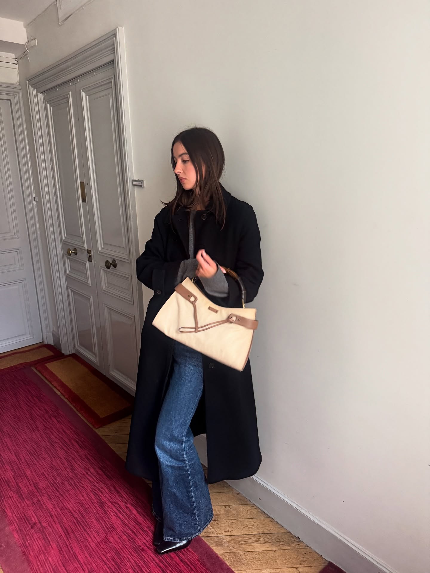 겨울에 제일 자주 입는 블랙 롱코트🖤
깔끔한 실루엣 하나로 시크한 겨울룩 완성✨❄️ 이미지7