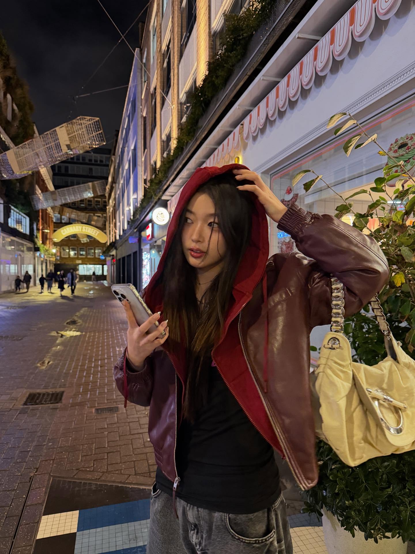 휘뚜루마뚜루 입기 좋은 후드💡
어디든 잘 어울리는 만능 데일리템✨🧡 이미지2