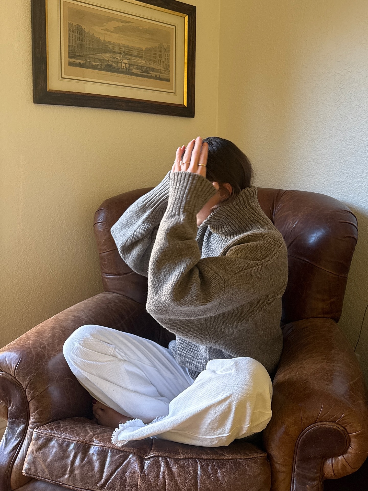 겨울룩을 더 세련되게🤍
화이트 팬츠로 밝고 담백한 겨울 스타일 완성해보세요✨ 이미지2