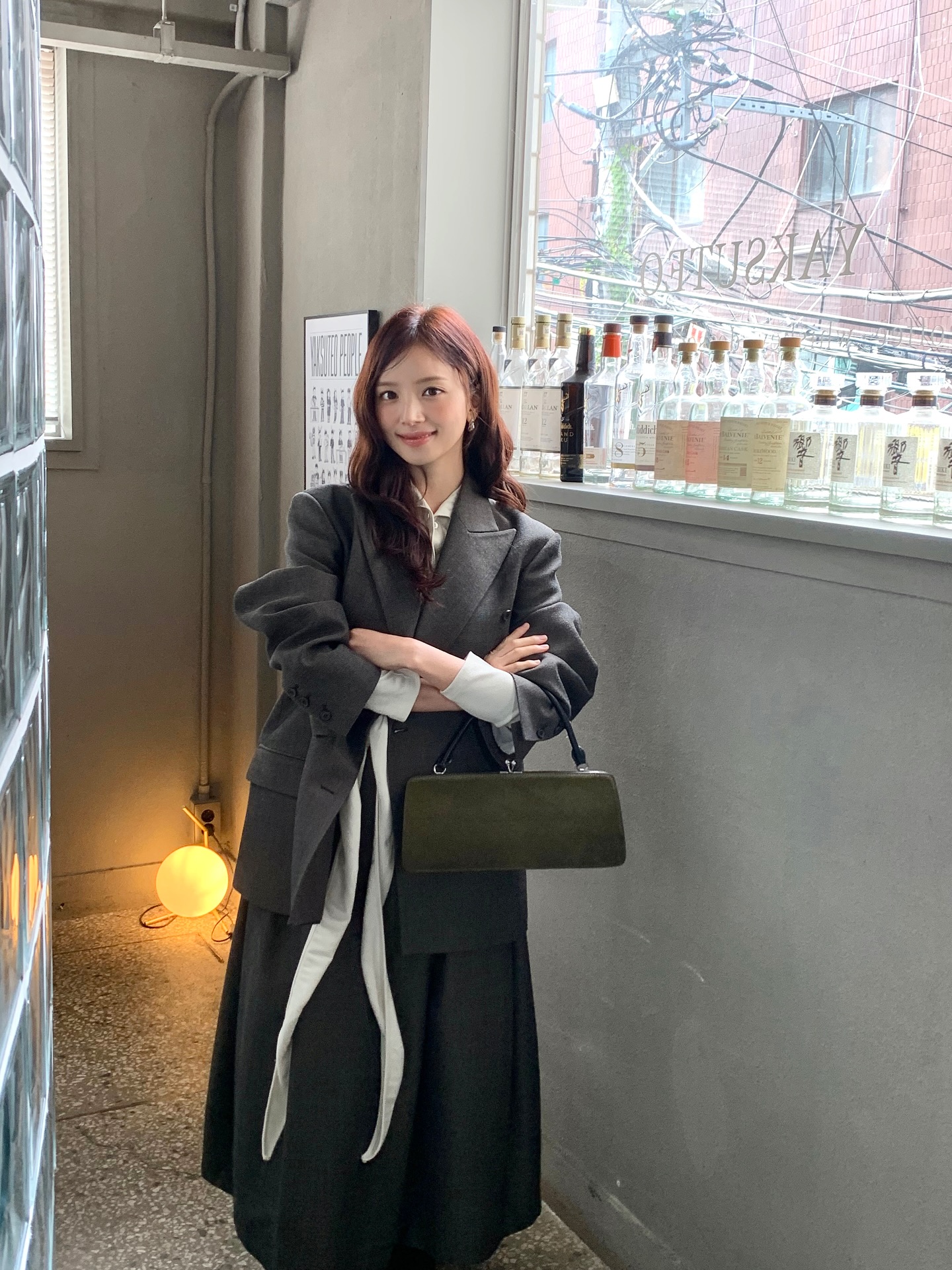 어디서든 통하는 블레이저 코트✨
출근룩부터 하객룩까지 블레이저 코트 하나면 충분👍🏻🖤 이미지6