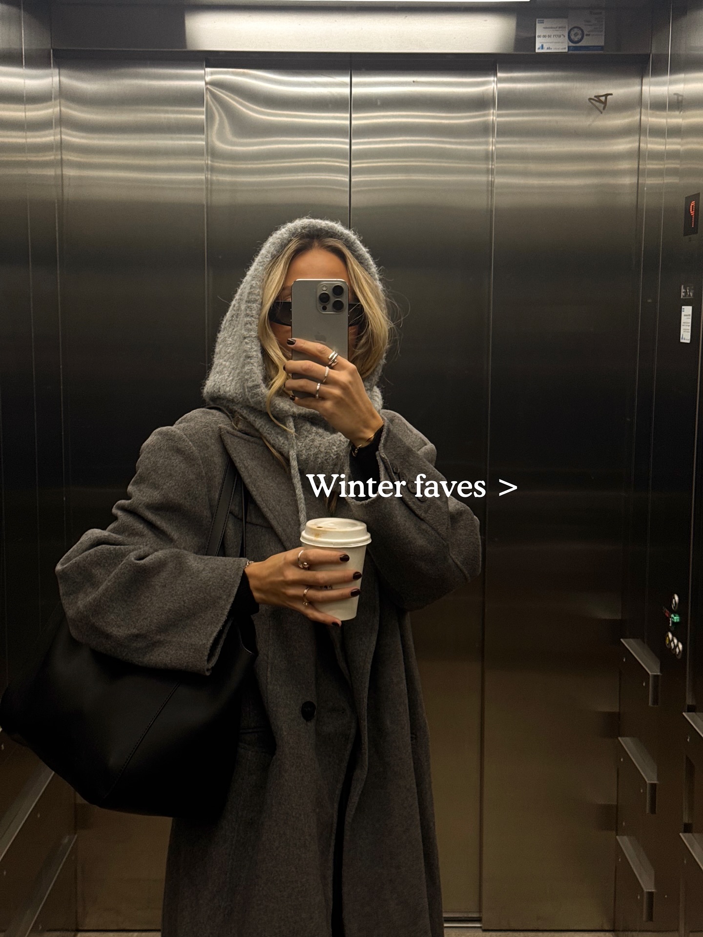 눈 오는 날 하나만 써도 따뜻해🩶
겨울엔 머리부터 목까지 따뜻하게 바라클라바 챙기기🧶 이미지1