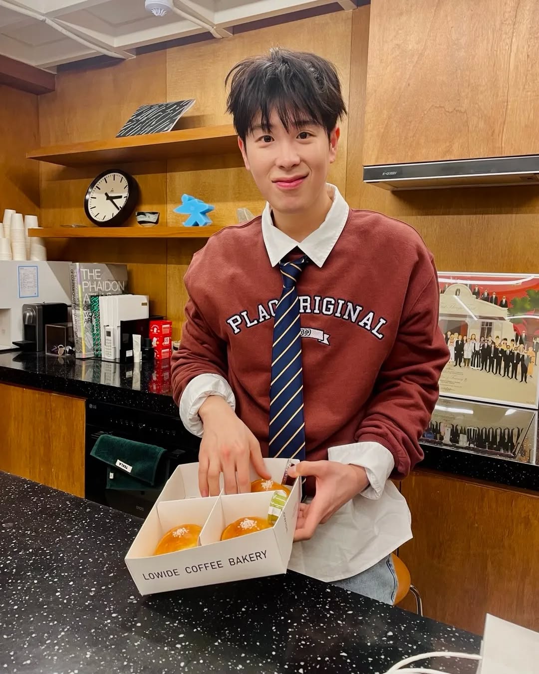 맨투맨 코디 정석 피오☀️ 이미지5