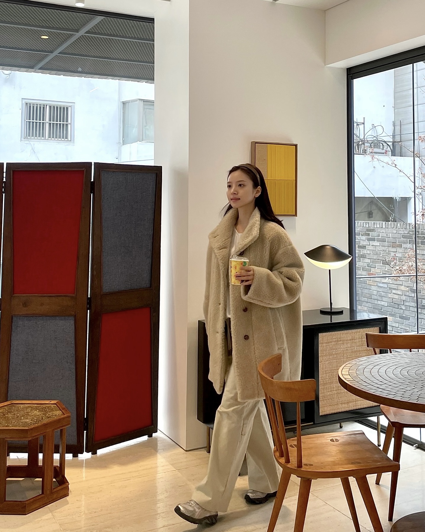 보기만 해도 포근한 뽀글이 코트🤍
울 코트가 질린다면 뽀글이 코트로 더 귀엽고 색다르게💫🫧 이미지3