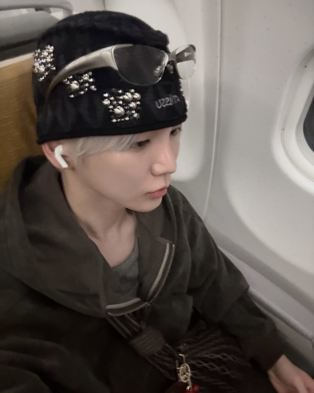 유니크한 비니는 어티슈🦄 이미지2