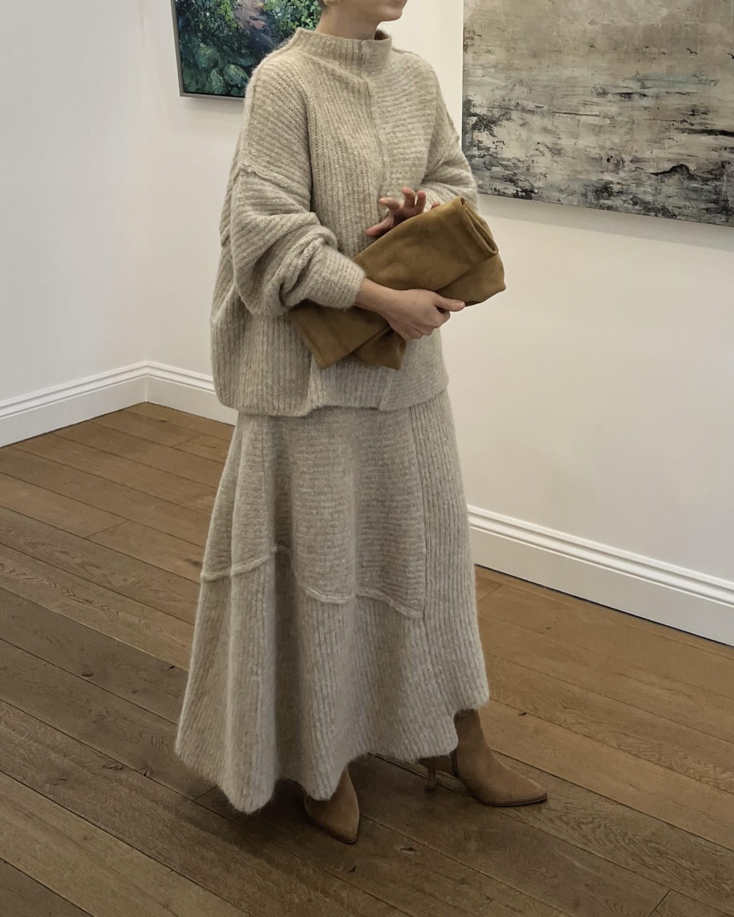 편한데 실루엣도 예쁜 니트 스커트🧵
계절 바뀌면 스커트도 따뜻한 니트 스커트로 갈아타야 해✨❄️ 이미지4