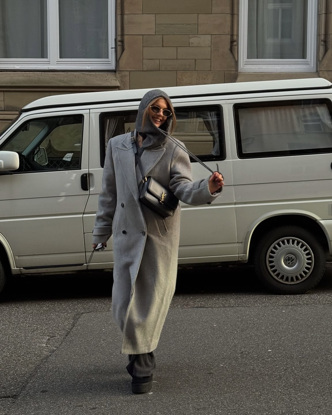 롱코트가 밋밋하다면🧊
바라클라바 포인트만 더해도 달라져요☁️🤍 이미지6