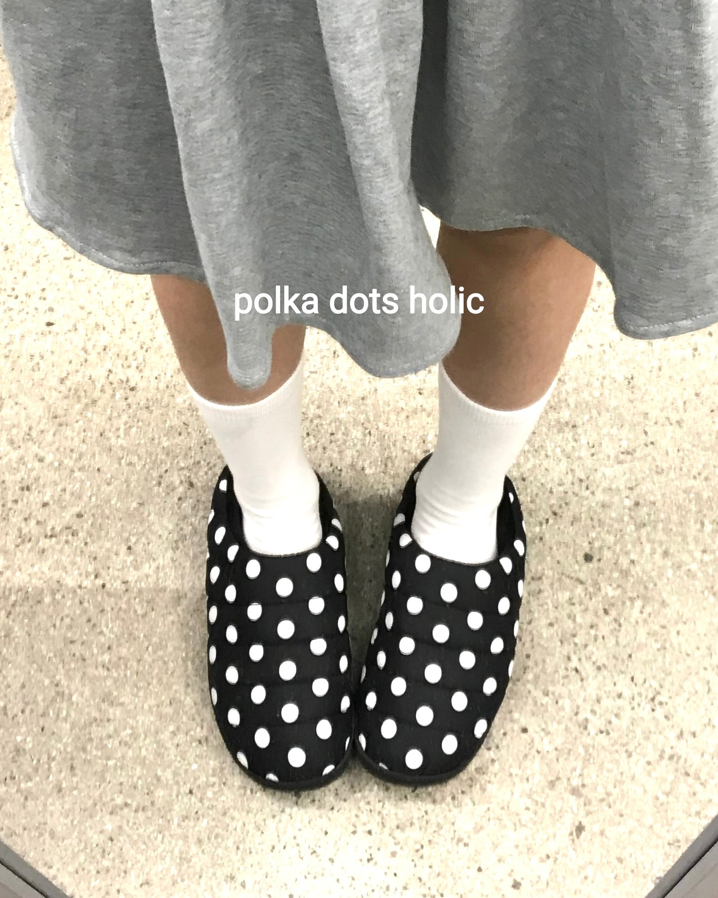 가벼움부터 보온까지 ALL-in🧊
눈 오는 날 신기 좋은 패딩슈즈 한 번 신으면 다른 건 못 신어🩵 이미지7