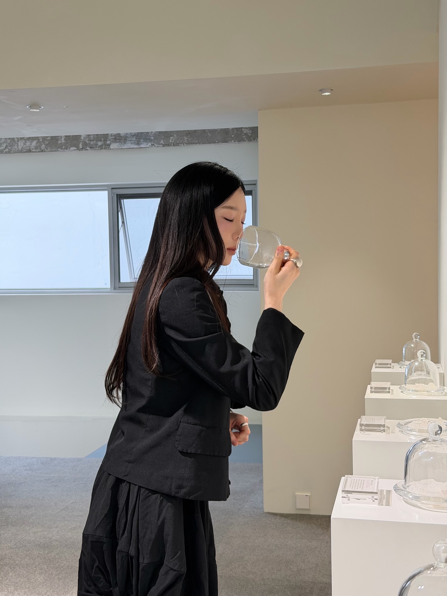 따뜻하게 입는 롱스커트룩🩶
기모 타이즈에 부츠만 더하면 겨울 데일리룩 완성🎄 이미지7