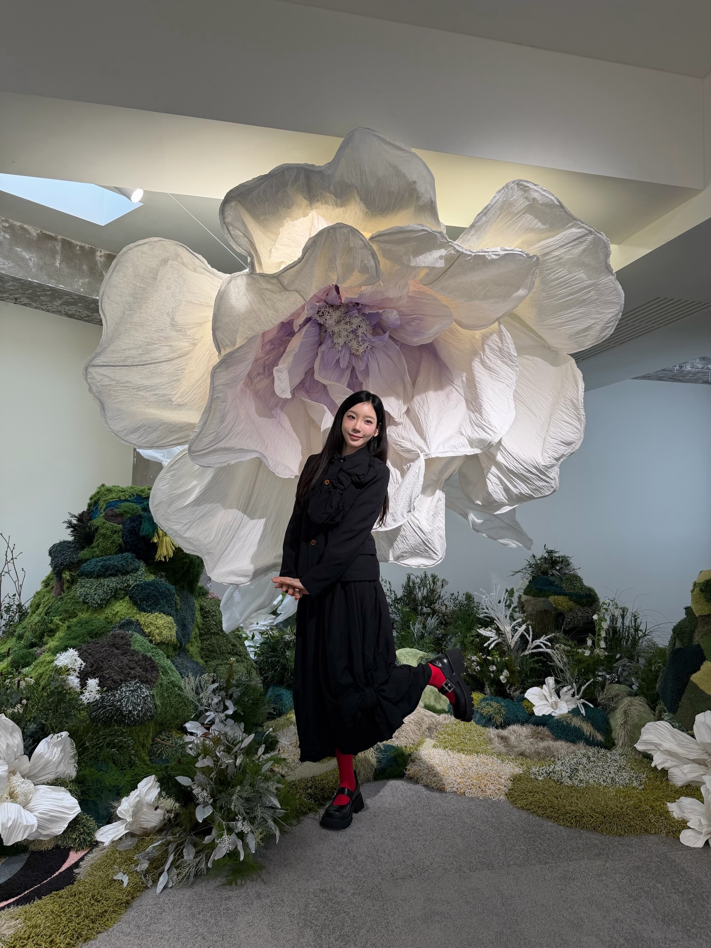 따뜻하게 입는 롱스커트룩🩶
기모 타이즈에 부츠만 더하면 겨울 데일리룩 완성🎄 이미지5