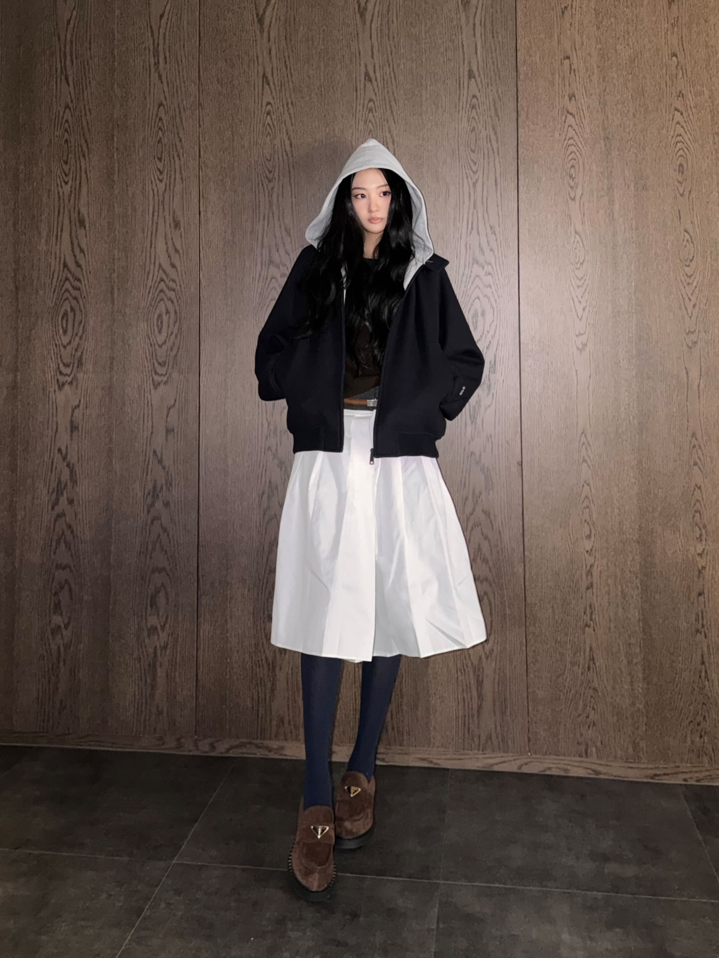 따뜻하게 입는 롱스커트룩🩶
기모 타이즈에 부츠만 더하면 겨울 데일리룩 완성🎄 이미지6