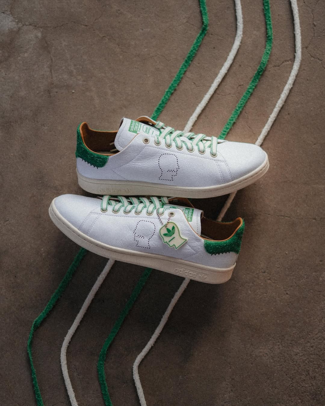 브레인데드로 채운 스탠스미스🎾 이미지1