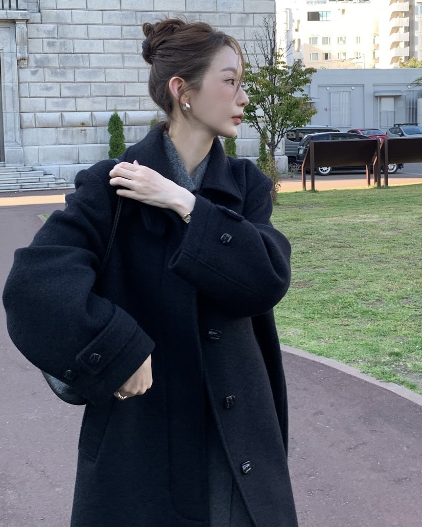 믿고 입는 블랙 맥시코트🖤
키 상관없이 비율 예쁘게 만들어주는 롱코트🧥✨ 이미지2