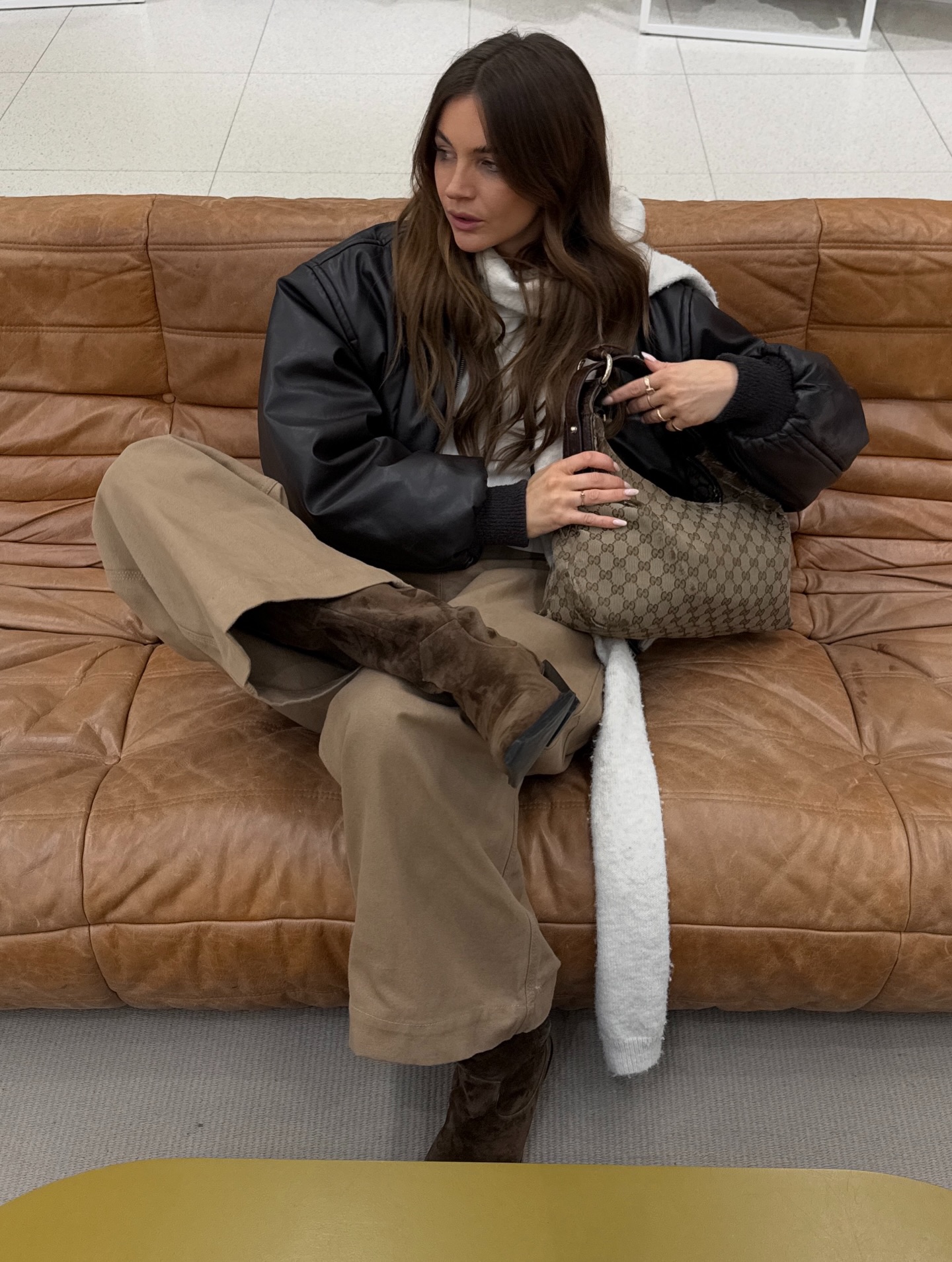 편한데 따뜻하기까지 한 후드🩶
한파에도 든든하게 받쳐주는 겨울 기본템🐻✨ 이미지5