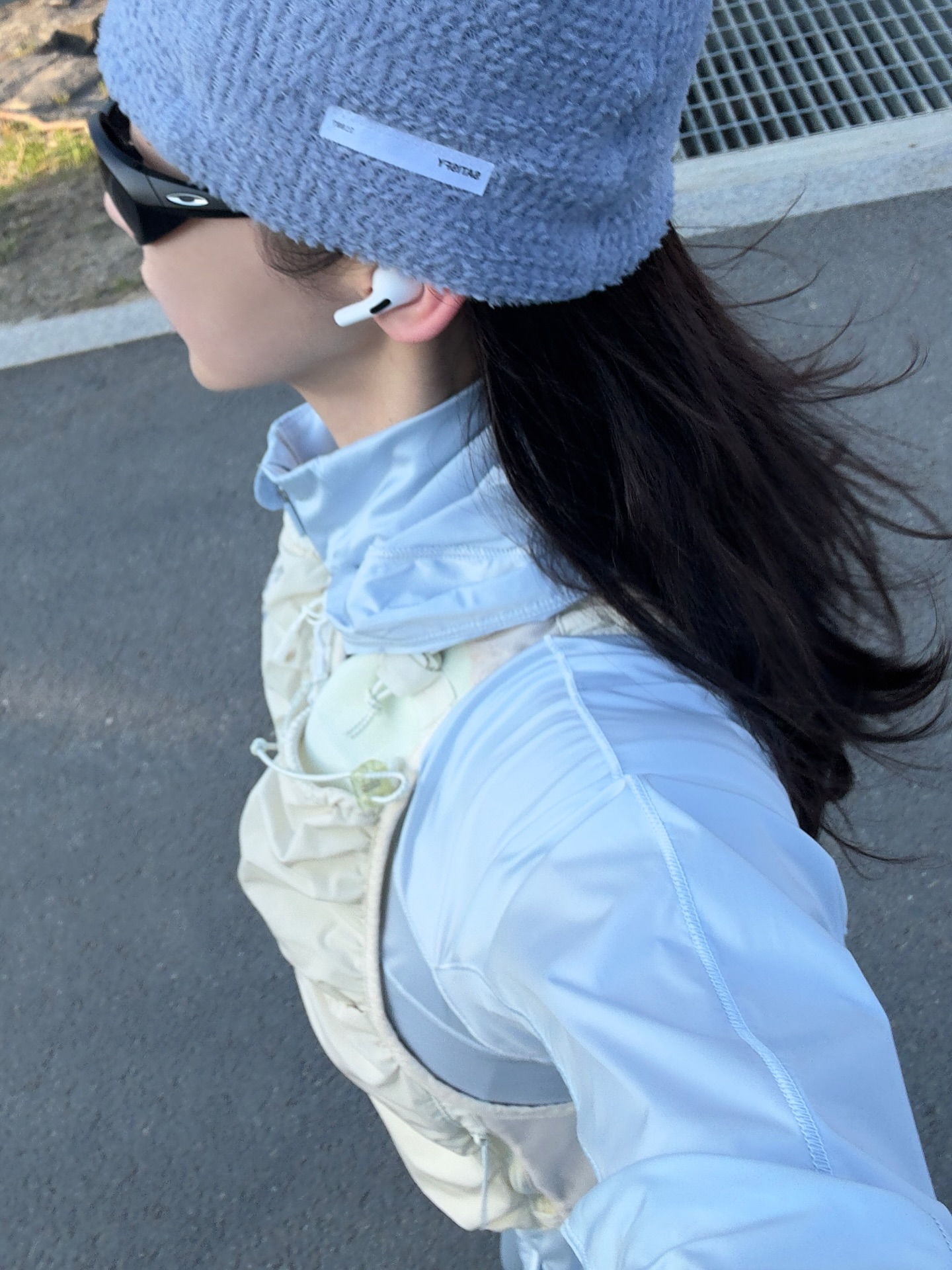 포인트 주기 좋은 겨울 아이템?👀
따뜻하고 스타일리시한 포인트는 역시 비니🌧️🩶 이미지7