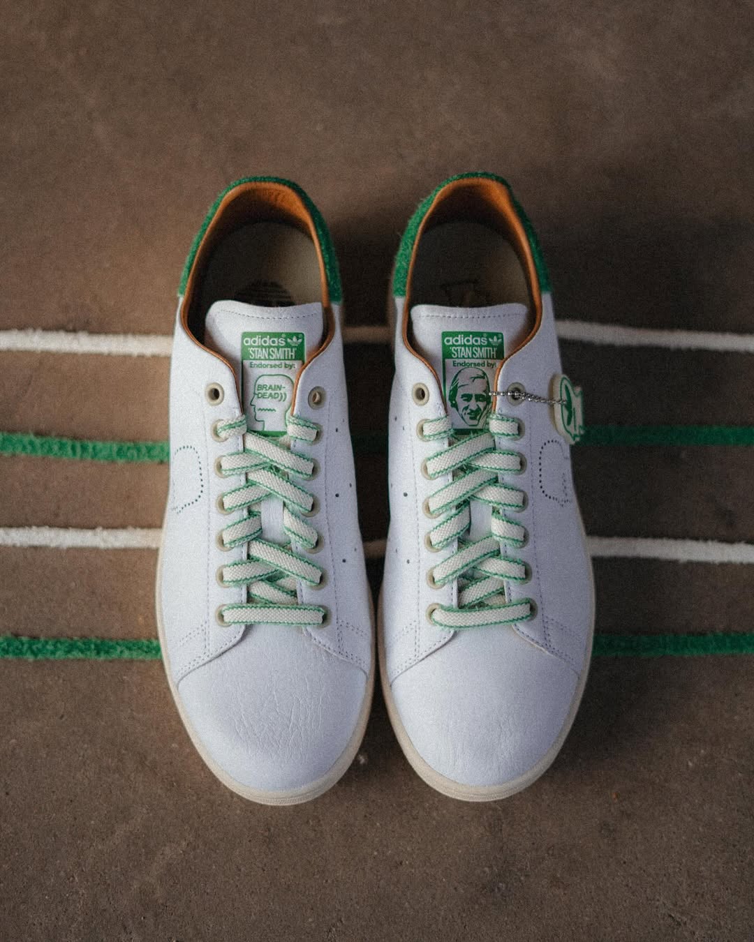 브레인데드로 채운 스탠스미스🎾 이미지5