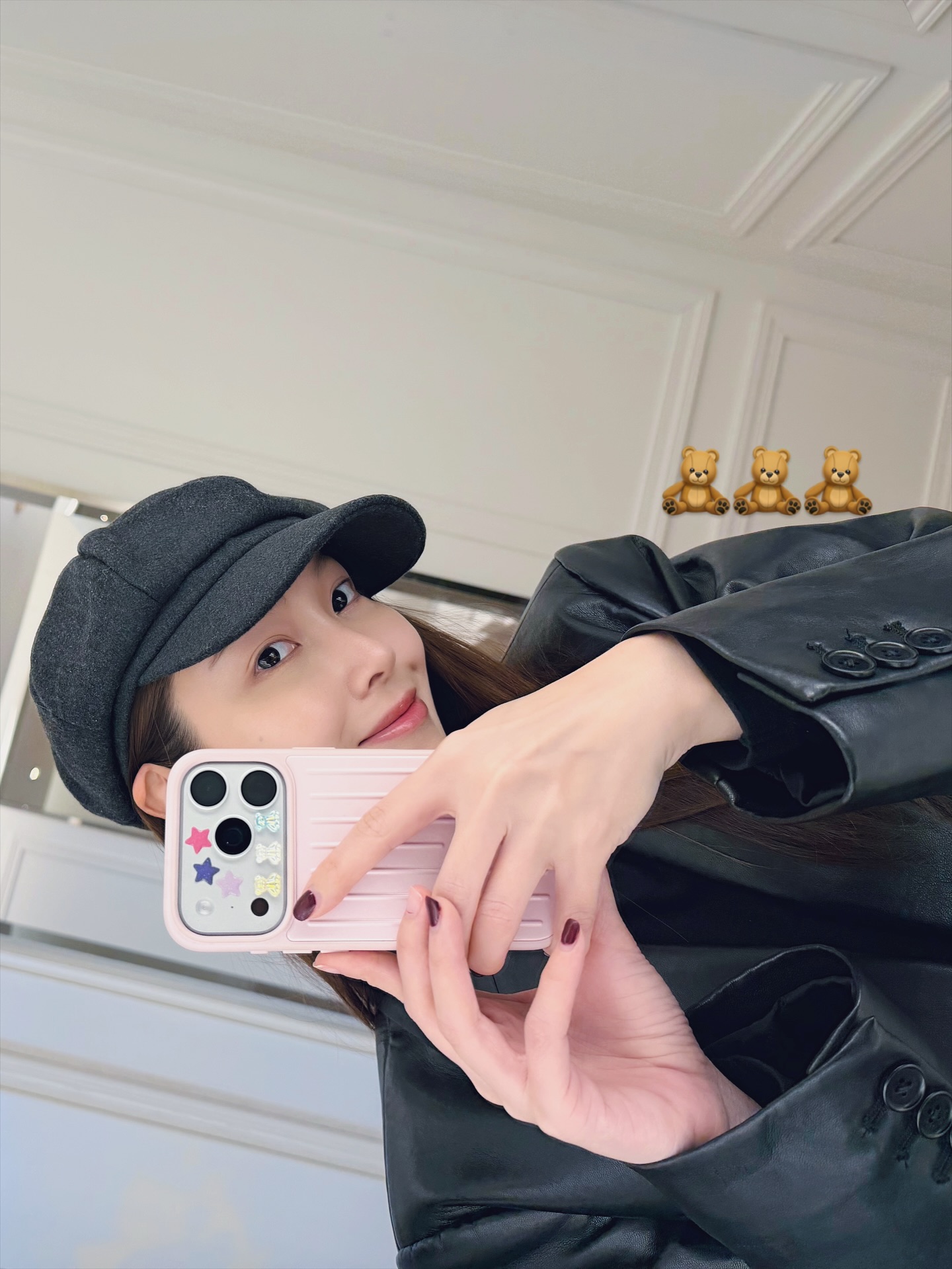 요즘 느좋녀들은 헌팅캡 써✨
이번 겨울, 분위기는 클래식하고 심플한 헌팅캡이 다 해줘🖤🎶 이미지5