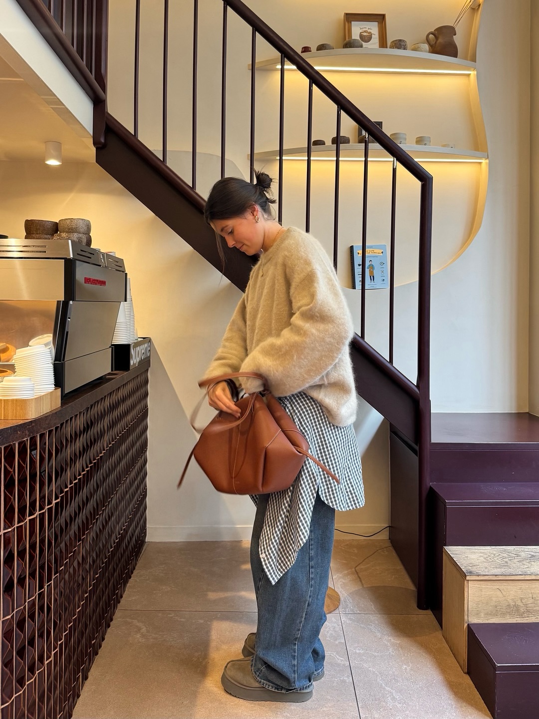 한 번 신으면 다른 거 못 신어🤎
겨울 내내 신는 스테디템 어그 부츠 ☃️🧸
 이미지2