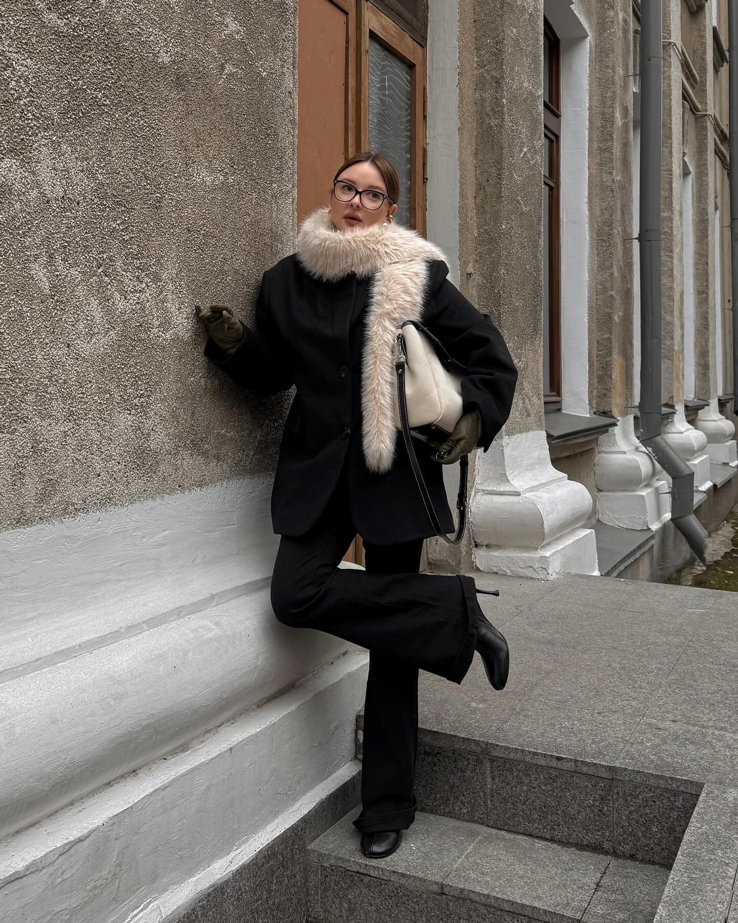 확신의 겨울 아우터? 울 블레이저💼
직장인 필수템 블레이저💡🔍겨울엔 울 블레이저 코트로 따뜻하게
이미지6