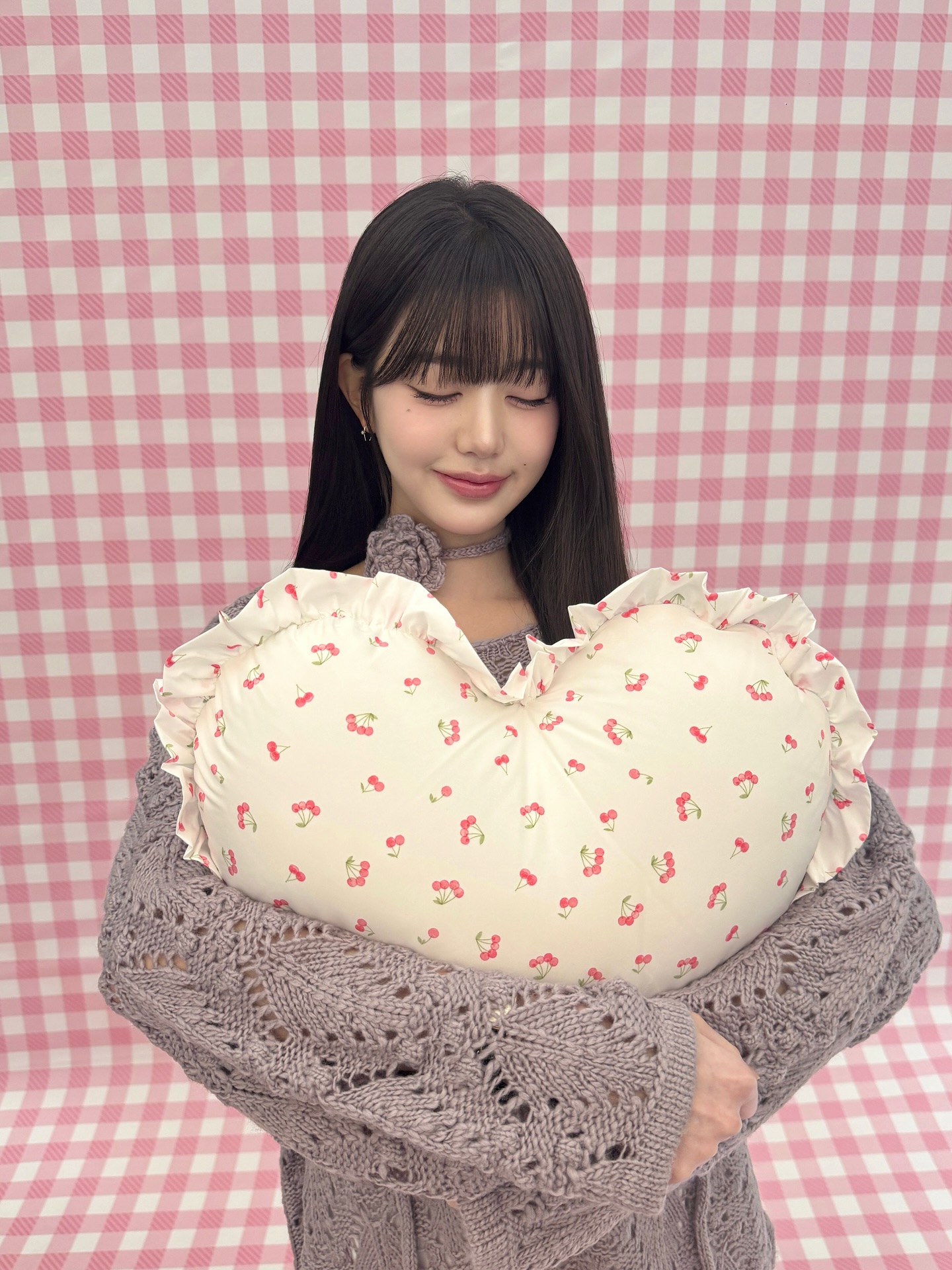 앞머리 고민 시즌 또 왔다💇♀️
1년에 한 번씩 찾아오는 앞머리 고민👀🖤 이미지6