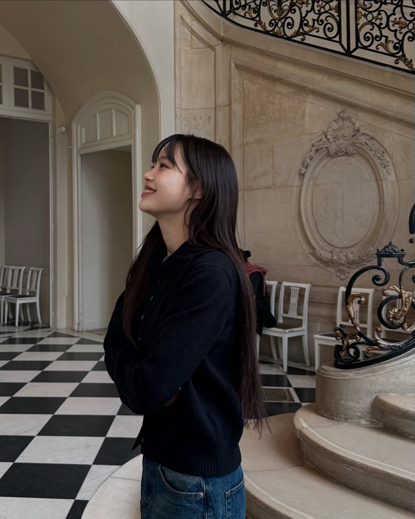 겨울 데일리룩에 빠지지 않는 데님👖
아우터 바뀔 때마다 꺼내 입게 되는 데님 팬츠는 필수템이야💙🩵 이미지3