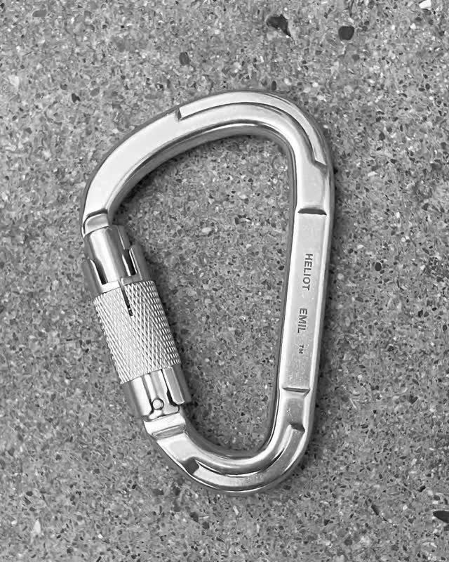 쇠맛 엘리엇에밀 카라비너⛓️ 이미지1