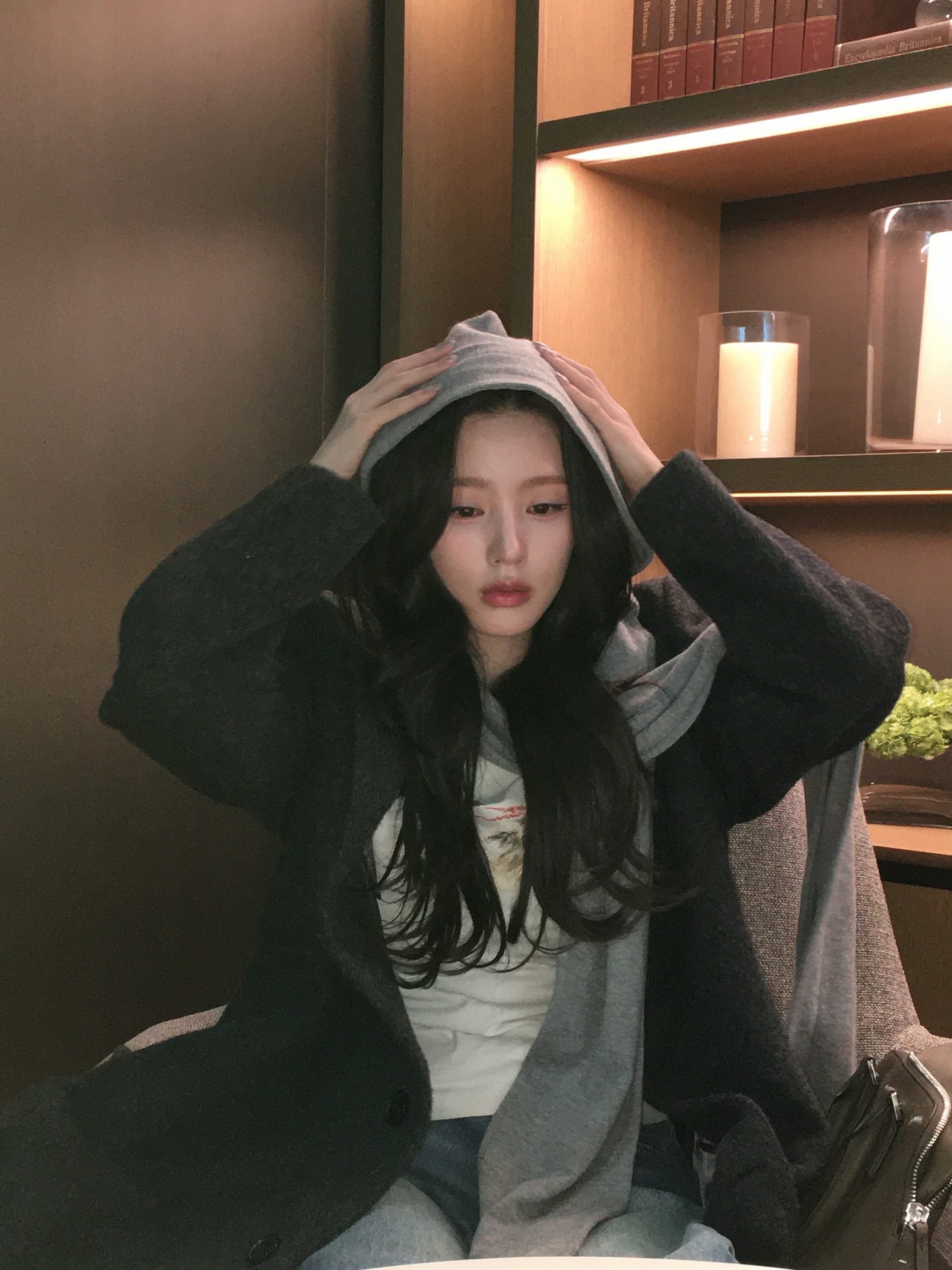 포근한 목도리 코디🧣
대충 입은 날도 목도리 한 겹으로 센스있게❄️🤍 이미지7