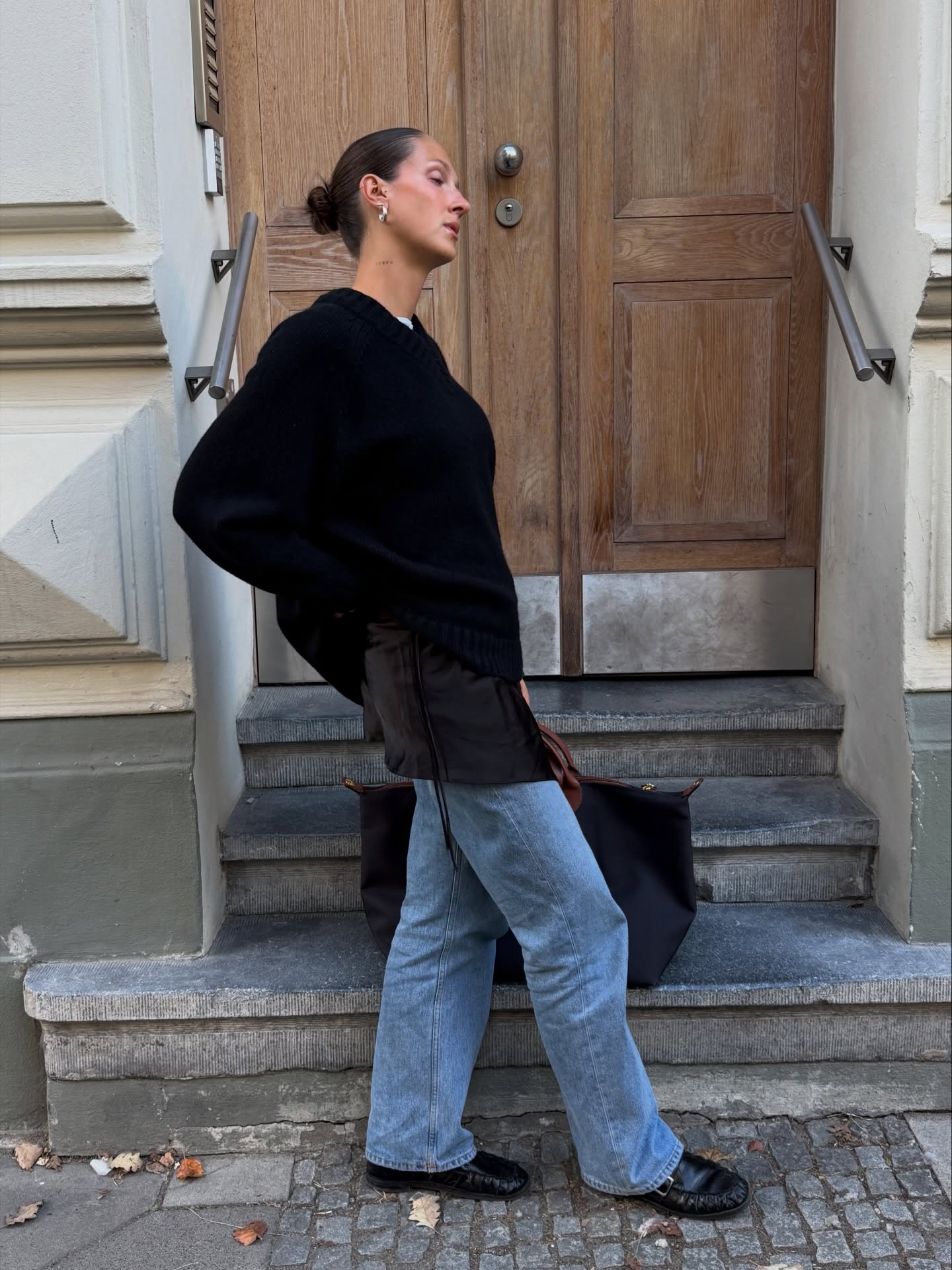 심플하지만 스타일 확실👖일자 데님
발끝까지 깔끔하게 똑 떨어지는 스트레이트 데님 매력✨💙 이미지7