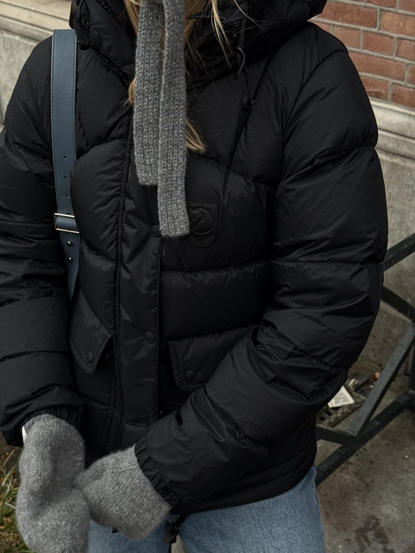 돌고 돌아 패딩으로🖤
결국 또 패딩만 찾게 되는 겨울 공식템🪄✨ 이미지2