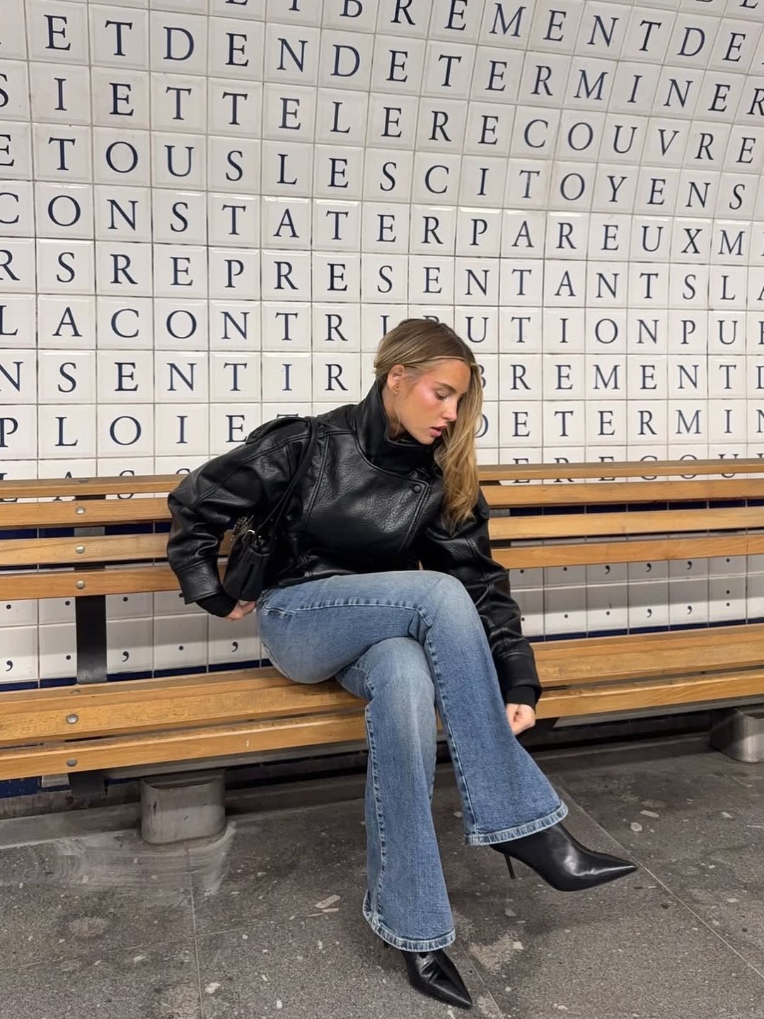 클래식의 정석 미들워싱💙
캐주얼도 세련되게 겨울 데일리에 찰떡👖✨ 이미지6