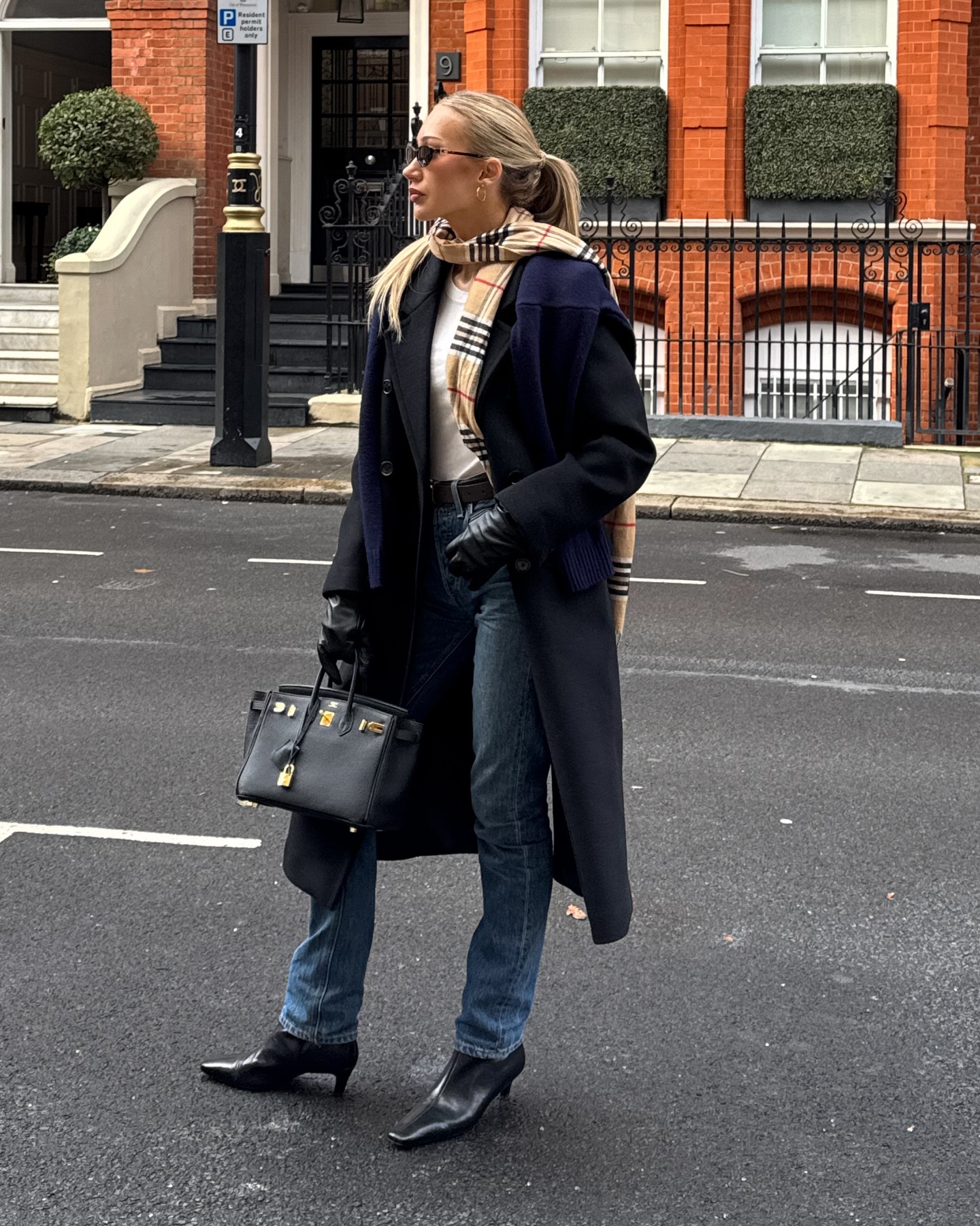 클래식의 정석 미들워싱💙
캐주얼도 세련되게 겨울 데일리에 찰떡👖✨ 이미지5