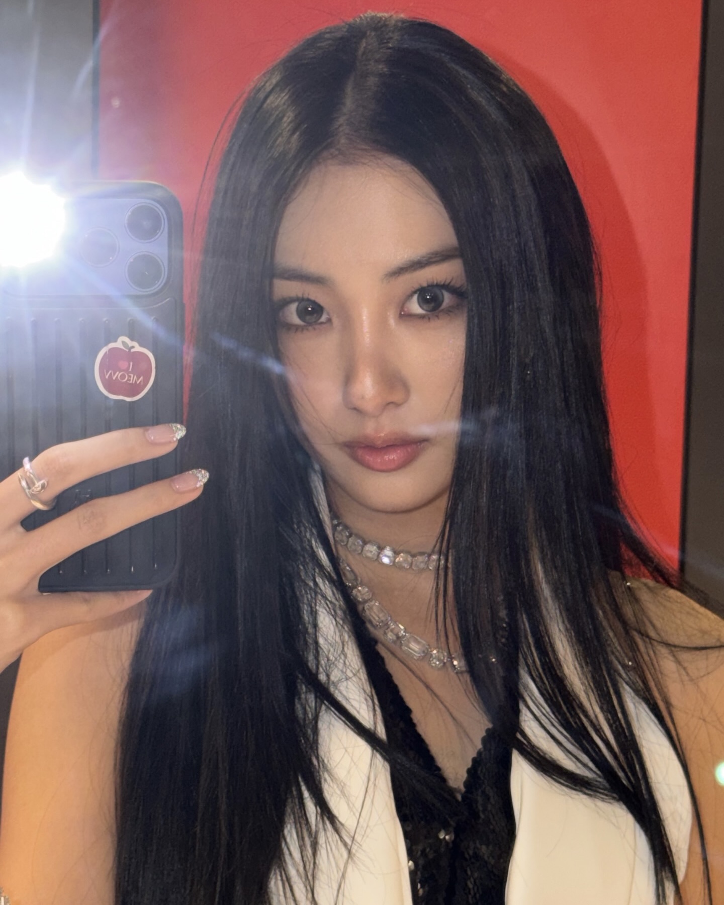 연말 준비? 네일부터 챙겨💘
단정하고 세련된 무드 원한다면, 원컬러 네일로 충분💅🪄 이미지6